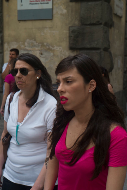 07-4 Magenta lips L1031123