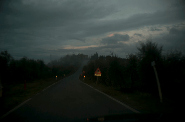 09-30 dusk road L1001436